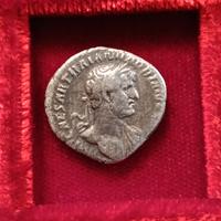 moneta romana denario imperatore Adriano 