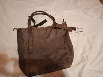 borsa Prada, dimensioni grandi 