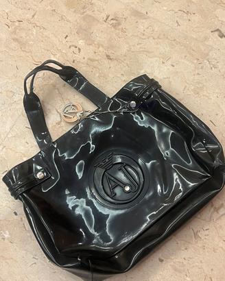 Borsa Armani Exchange nera in vernice – ottime con