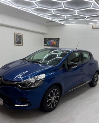 Renault Clio Blue dCi 115 CV 5 porte Moschino
