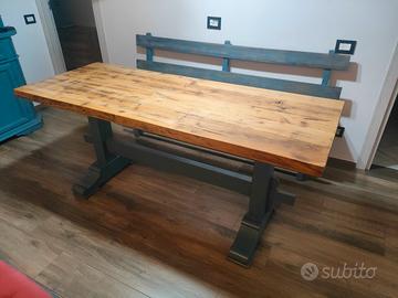 Tavolo e panca in legno massello Abete