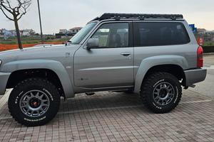 nissan patrol y61  restailyn 