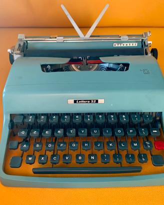Olivetti Lettera 32 funzionante, borsa e accessori
