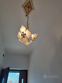 Lampadari in vetro e struttura ottone dorato