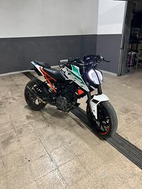 ktm duke 125