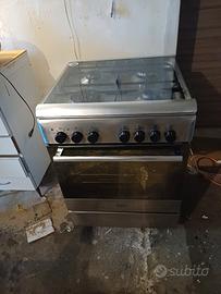 Cucina a gas hotpoint Ariston 
