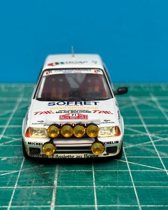 Fari supplementari per Peugeot 205 Gti 1:43