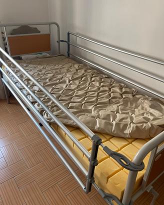 Letto ortopedico WIMED per anziani e disabili