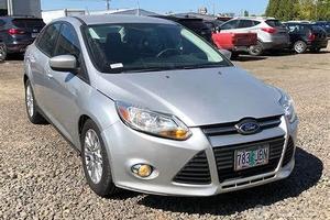 Ricambi ford focus 2012