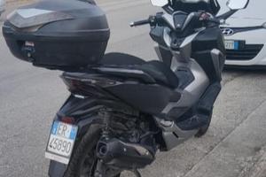 Honda Forza 300