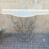 ingressino e mensola ferro battuto marmo