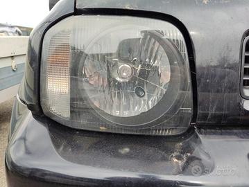 Proiettore destro SUZUKI JIMNY del 2005