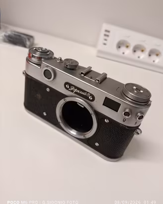 Fotocamera sovietica Zorki 5 
