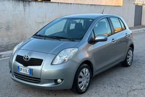 Toyota Yaris 1.3 87CV 5Porte *Navi - 2008