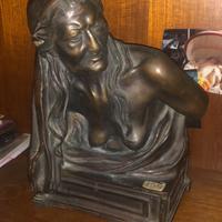 la strega scultura in bronzo metà 800 V.gemito