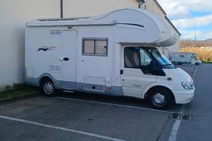 Camper Ford 135 T 350 cellula Laika X580