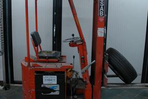 Carrello elevatore cesab