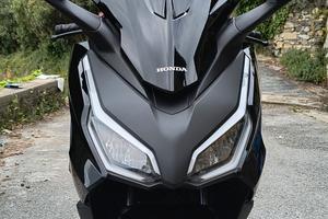 Honda forza 350