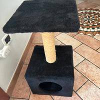 Cuccia, gioco e Tiragraffi per gatto. Come nuovo