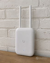 Ubiquiti UniFi U7 Outdoor Wi-Fi 7 Access Point