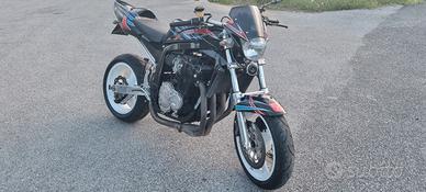 Suzuki GSX 1100 R