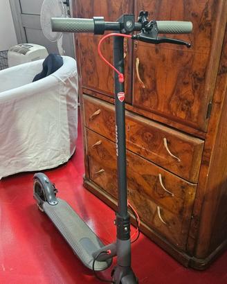 Monopattino Ducati