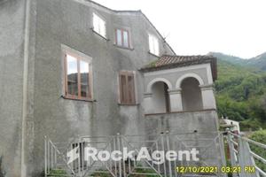 ABITAZIONE NEL BORGO ANTICO MEDIOEVALE