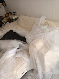 divano in pelle usato 