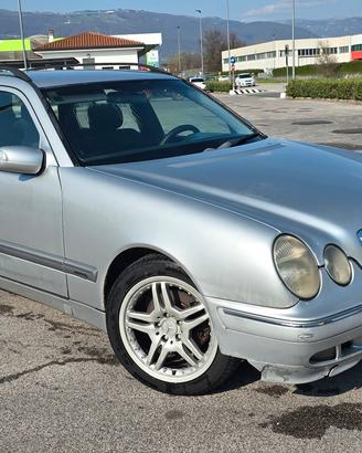 Mercedes classe e 270 CDI 