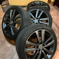 Cerchi in lega 18” 5x108 8J ET45 con gomme