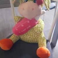 Pupazzo peluche mucca con biberon