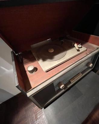 radio con gira dischi incorporato