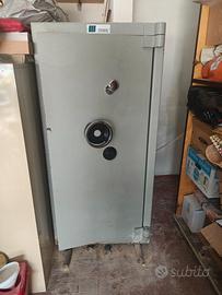 Cassaforte Professionale STAHL meccanismo S&G