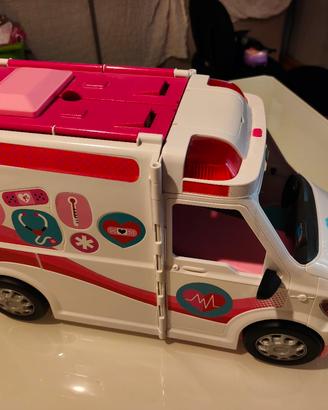 Autoambulanza Barbie