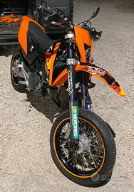 Ktm 690 smc 2008