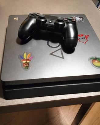 PS4 Slim grigio metallizzata 