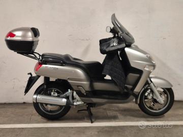 Yamaha Versity 300
