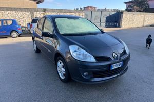 Renault Clio 1.2 16V 5 porte Le Iene GPL