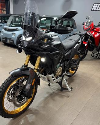 Voge Valico 800 night black a rate da € 65 al mese
