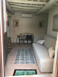 Delizioso appartam. palazzina storica Erice Vetta