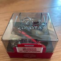 Kit Lampadine di Ricambio e Torcia LED Toyota - Or