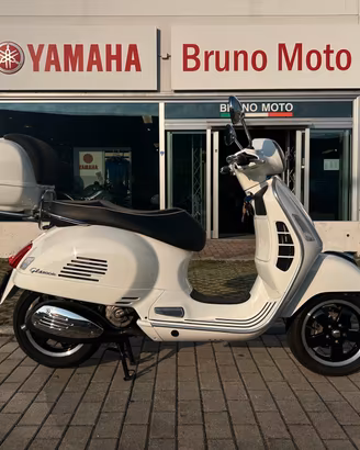 Vespa GTS 300 Super