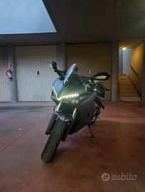 ducati supersport 939 patente a2