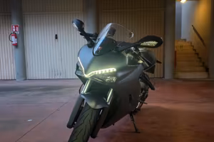 ducati supersport 939 patente a2