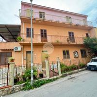 4 LOCALI A PALERMO