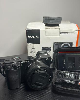 Sony a6000 + obiettivo 16-50mm OSS – 7038 scatti