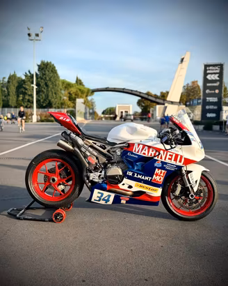ducati Panigale V2