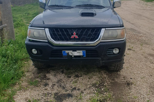 Mitsubishi pajero sport
