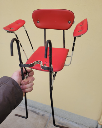 2 seggiolini da bicicletta piu'cestino