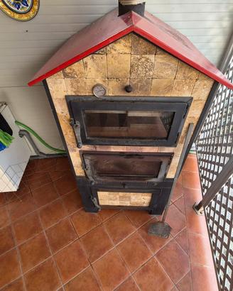 Forno a legna artigianale